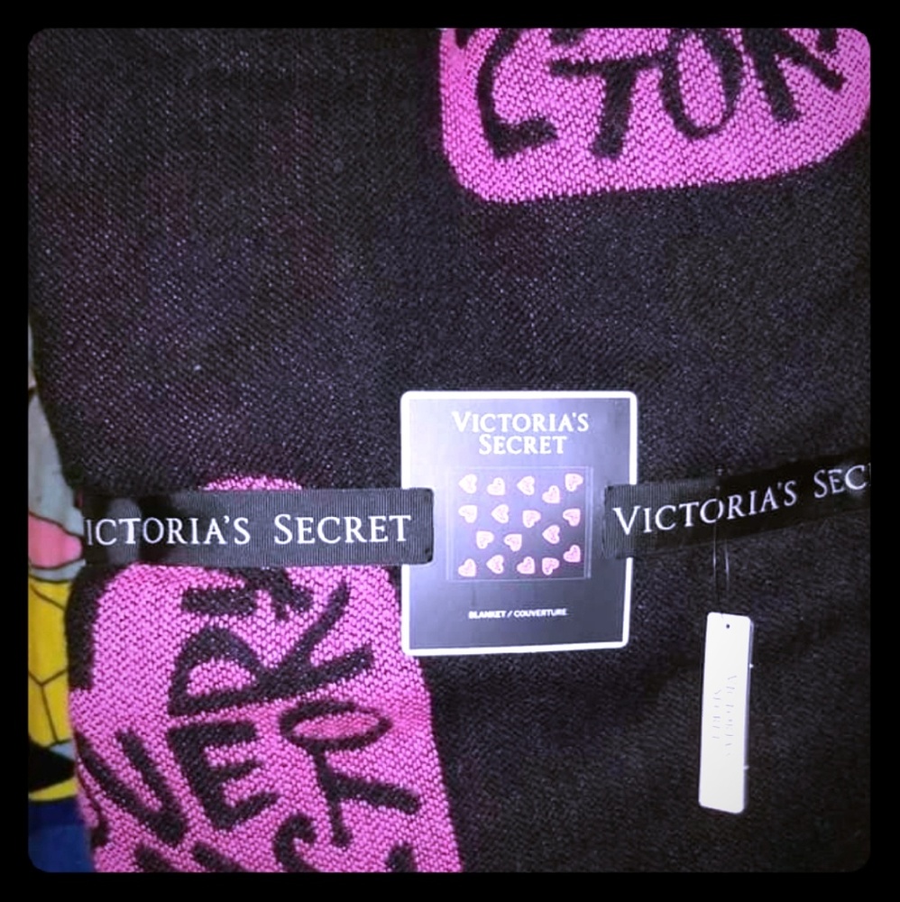 New VS throw blanket